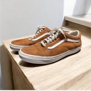 Vans Old Skool Men's 11.5 - Suede Scotchgard Edition
Mustard yellow Suede
